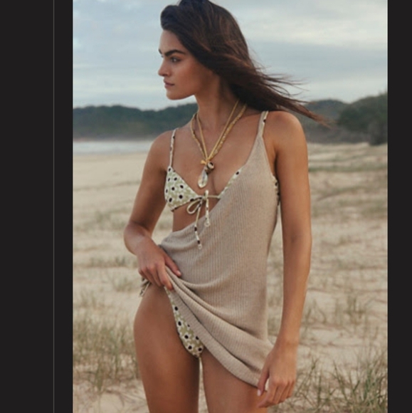 Bari Sweater Top, one shoulder open back tunic style top, brand new NWT - Picture 1 of 1